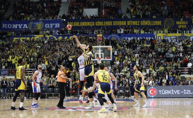 Anadolu Efes’in finaldeki rakibi Fenerbahçe oldu