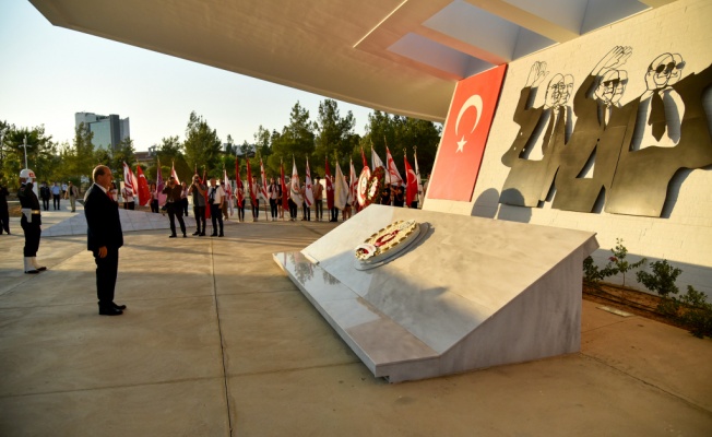 Dr. Fazıl Küçük Anıt Mezarı’nda tören düzenlendi