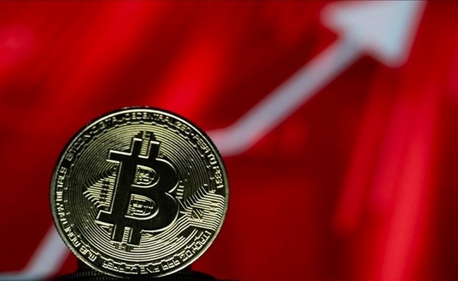 Kriptoda satış baskısı: Bitcoin yüzde 8 düştü!