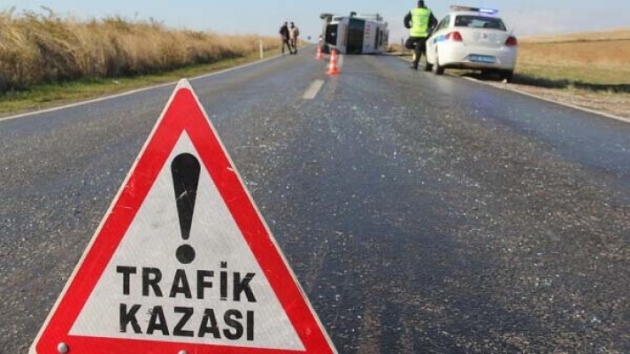 Lefkoşa'da büyük kaza: 70 yaşındaki sürücü yaralandı!