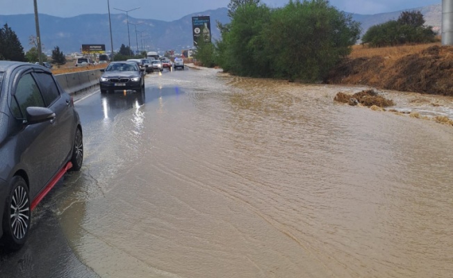 Girne-Lefkoşa Anayolunda Yağış Uyarısı