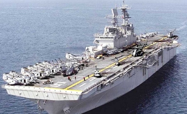 ABD amfibi çıkartma gemisi USS Oak Hill Larnaka’da