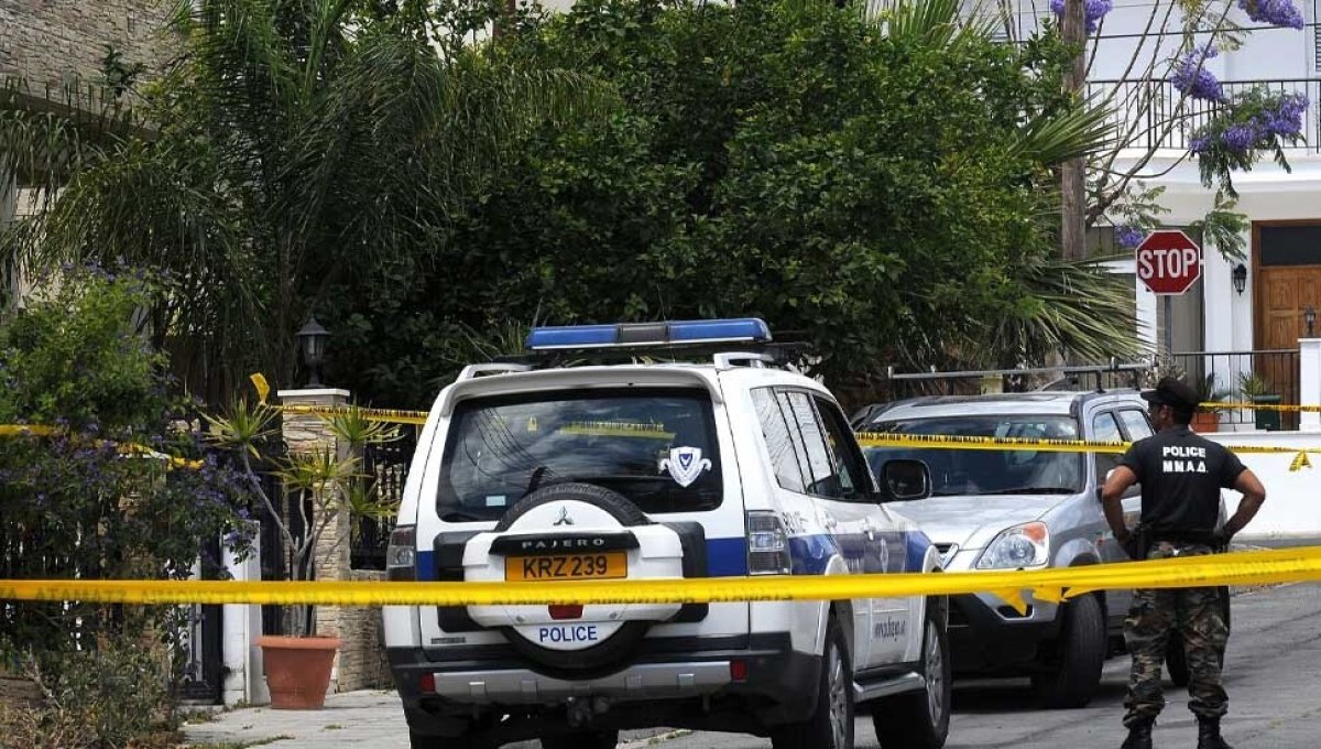 Limasol’da açık alanda tabanca ve 5 kalıp TNT tipi patlayıcı bulundu