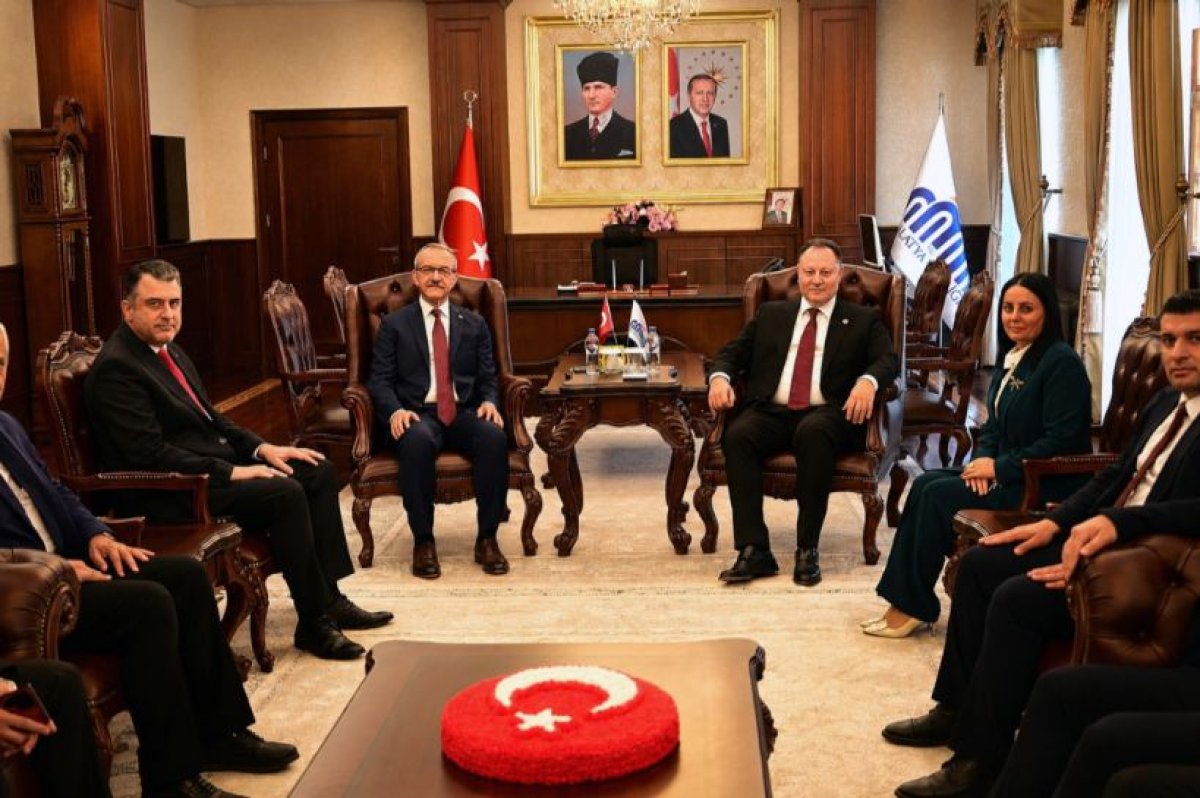 Öztürkler: Malatya doğunun parlayan yıldızı