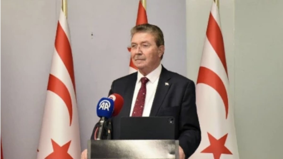 Ünal Üstel: Ülkemizin büyümesi, kalkınması ve güçlenmesi sizlerin emeğiyle mümkündür