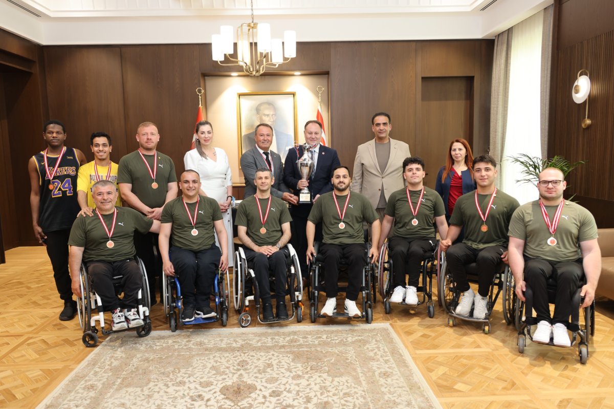 Toplum için büyük bir gurur kaynağı oldunuz