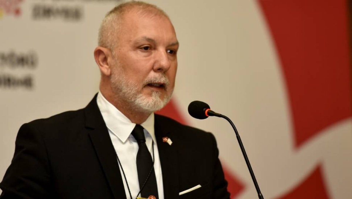 Akpınar: “Söz Gençte, Kürsü Gençteydi… Biz de Dinlemek İçin Oradaydık.”