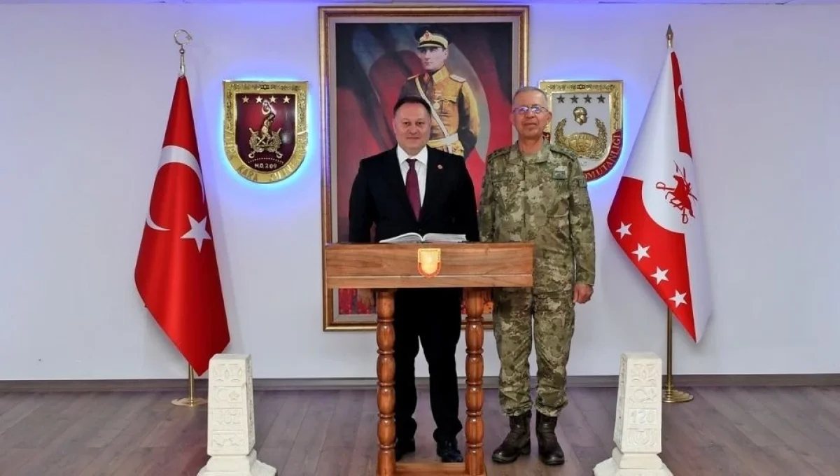 Öztürkler, 2. Ordu Komutanı Topaloğlu’nu ziyaret etti: Yürütülen faaliyetler aktarıldı