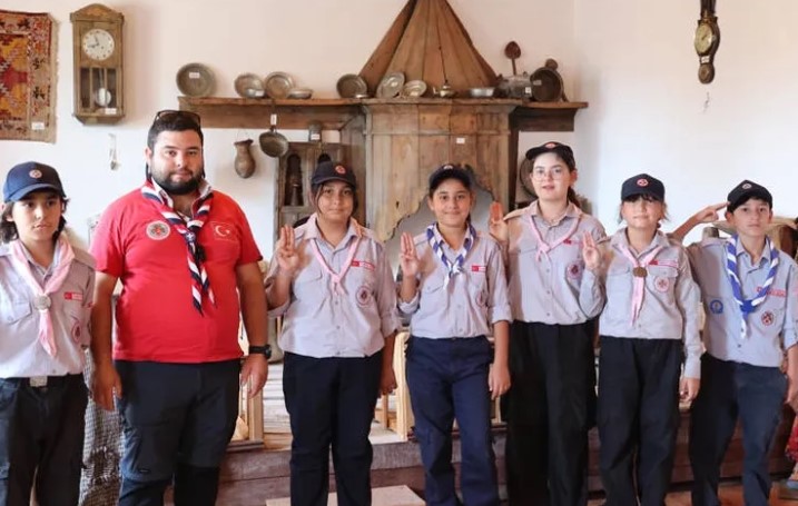 Genç İzciler Doğa Kamplarında Macera Dolu Bir Gün Geçirdi