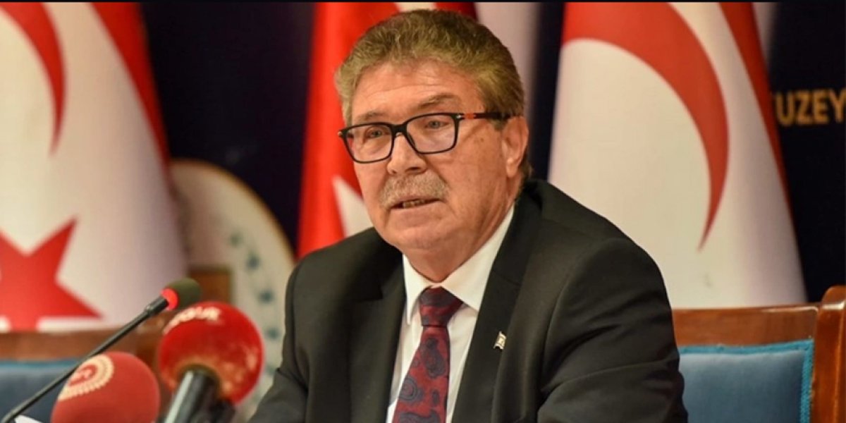 Başbakan Ünal Üstel'den A Milli Futbol Takımı'na destek mesajı
