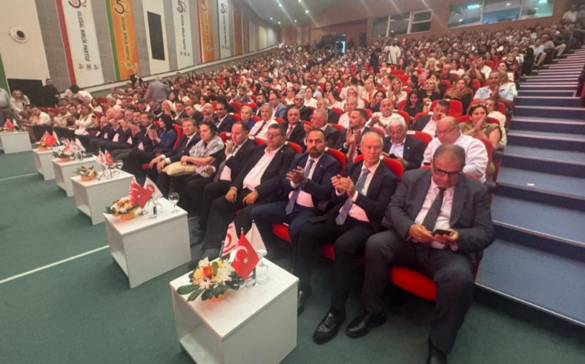 UBP'de Tüzükteki değişiklikler, oybirliğiyle kabul edildi