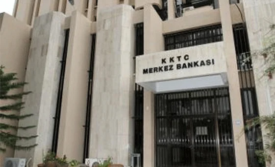 Merkez Bankası TL kredi kartı faizini düşürdü, döviz faizini artırdı